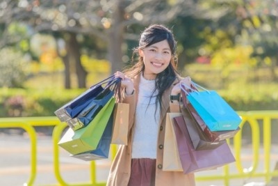 男子はココで見抜く！　「貯金してなさそうな女子」4選