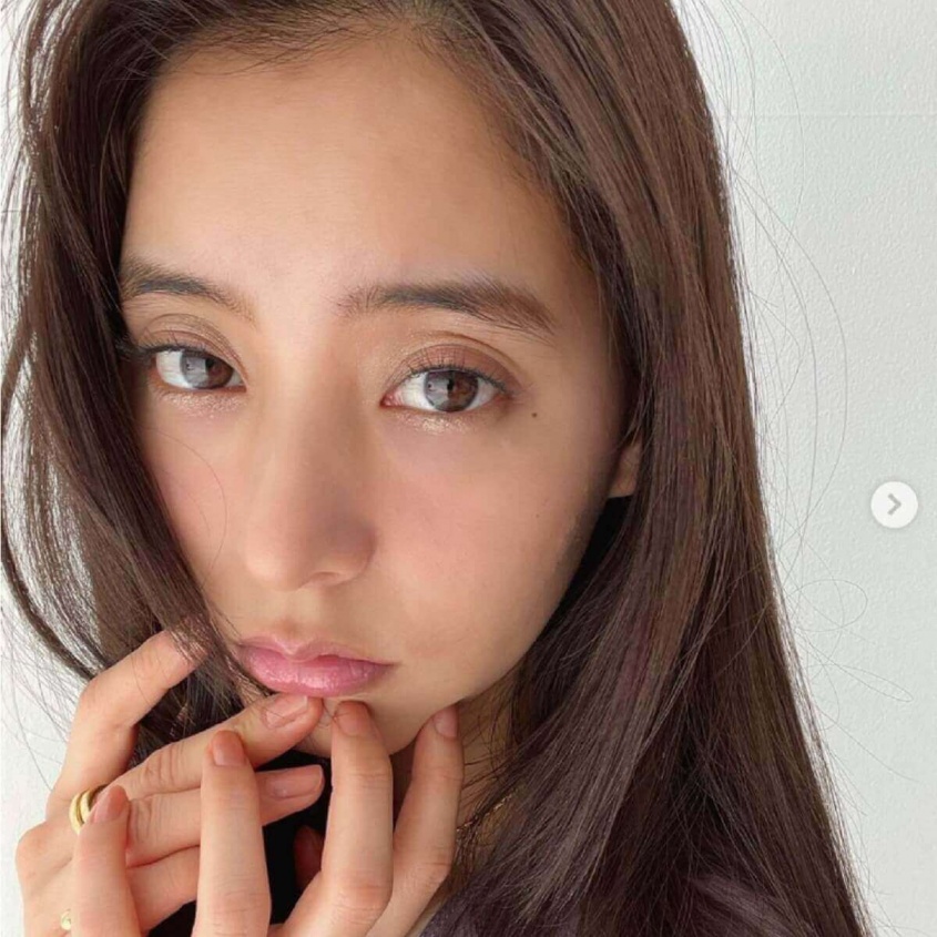 インスタグラム：新木優子(@yuuuuukko_)より