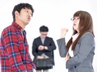 なめんなよ！　思わず塩対応になる職場の男性の特徴6つ！