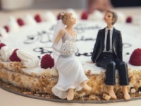 婚活女子は必見！　結婚するまでの交際期間って平均どのくらい？