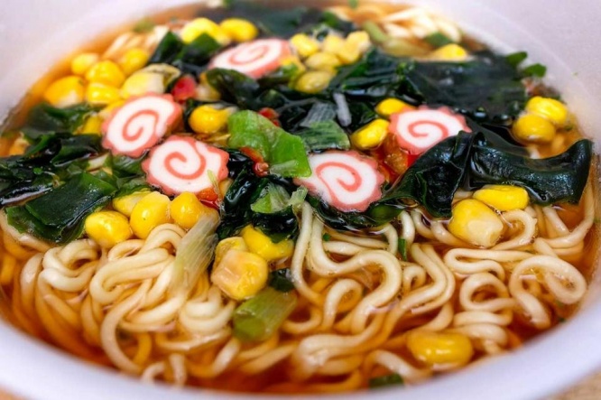 カップ麺しょうゆ味