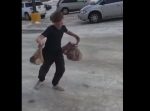 路面凍結と強風のせいで、全然前に進めない・・・！！