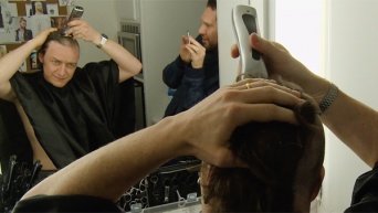 『X-MEN：アポカリプス』ジェームズ・マカヴォイが「ツルツル頭」になる様を収めた禁断の特別映像到着！