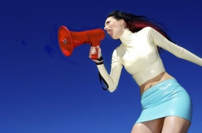 もう帰りたい……！　男性がデートで女性の勝負服にドン引きしたエピソード・4選