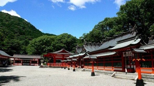 古くからの霊場で修験道の聖地熊野。（TimNotariさん撮影、Wikimedia Commonsより）