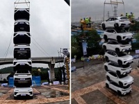 7台積んでも大丈夫？電動自動車の積み重ね耐久テスト