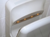 トイレにある「エアータオル」は不衛生？　「ペーパータオル」が女性に人気の理由