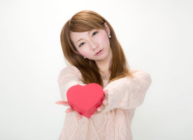 合コンでの「素敵な笑顔」は記憶に残りやすい　ー伊調査