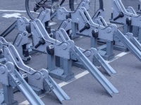 自転車置き場にて（画像はイメージ）