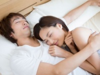 やだ、見ないでえぇぇ……！　男子がお泊まりデートで期待するコト5選