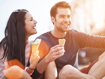 夏デート限定！彼が「お嫁さんになって～」と思う女性になる秘策3つ