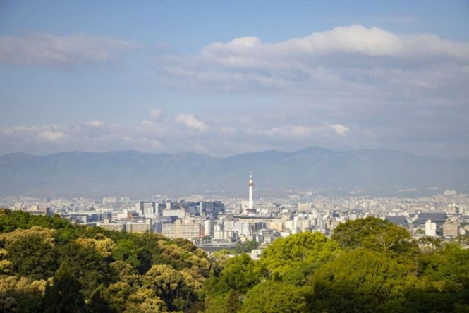 清水寺から見た京都市（写真はPhotoACより）