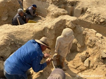エジプトでこれまでで最も古い可能性がある4300年前のミイラを発見