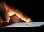 「少年非行はスマホ普及で増えた」６９％　アンケートで回答