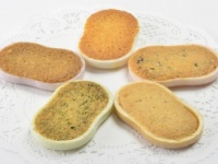 【品川手土産】新食感のおしゃれな和×洋のお菓子。まゆを象った5色のサブレ「自由が丘　ここん」