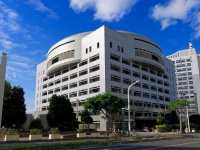 路上で『性的暴行』　中学校教諭(32)逮捕　【1人で歩いていた男性(20代)】に近づき…
