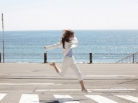 まわりに気を使うのやーめた!!　自由に生きたい女子が捨てるべき4つの常識！