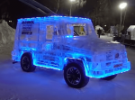 こんな改造車見た事ない！ロシアの自動車工場で作られた氷のボディを持つベンツに驚愕