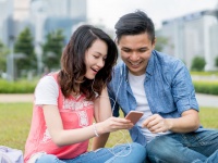 26歳で結婚、27歳で出産がベター？20代の若者に聞く理想の結婚像