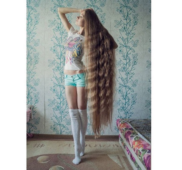 現代版ラプンツェルかよ！リアルバービーを生んだロシアから驚異の美女が降臨