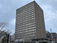 生徒の胸ぐらつかみ『恫喝』、女子生徒に「放課後、会いませんか？」など…　【札幌市教職員4人】懲戒処分