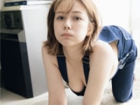 「びびぐら 村重杏奈」⒞講談社