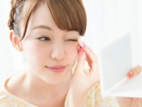 アイシャドウ、口紅……実は使いきれていないコスメ3選