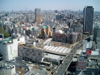 渋谷駅周辺の全景（「Wikipedia」より）