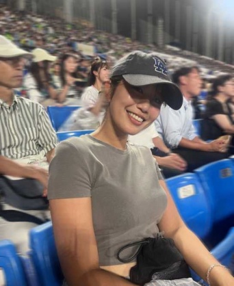 Instagram:稲村亜美（＠inamura_ami）より