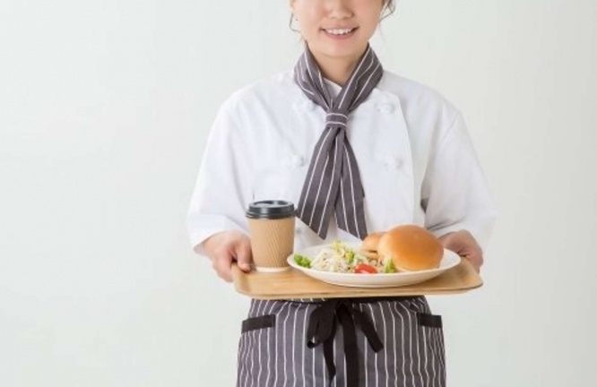笑顔が優しかったお姉さんは辞めてしまった（画像はイメージ）