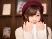 私って諦め悪い？　好きな男性に彼女がいたら……「諦める」○％