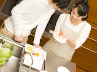 【既婚男女が教える】兼業夫婦と分担夫婦、結婚生活がうまくいくのはどちら？⇒男女とも〇〇夫婦！