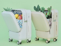 快適な移動。Awwから立てたまま荷物の出し入れができるスーツケースが登場！