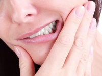 親知らず、生えてますか？　働く女性の1位「●本」と判明!!