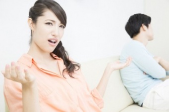 やっぱ生理前は要注意……!?　彼女とついケンカしてしまう理由・4選