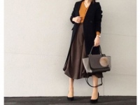 ブラウンコーデに旬マスタードでスパイスを。しびれる本格マーボーで忘年会　＃東京365日コーデ