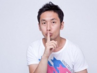 彼女に会えなくて寂しいとき、男性が「こっそりしていること」6つ