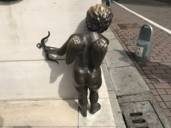 天賞堂の天使像