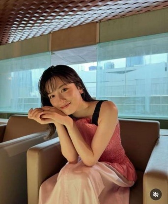 Instagram:永野芽郁(@mei_nagano0924official)より