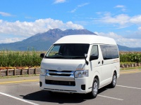 キャンピングカーの中でも人気のバンコンとは？ハイエースやキャラバンなどバンコンタイプの新車キャンピングカーをピックアップ！