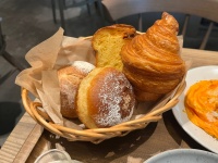朝から行列の絶えないベーカリーカフェ「Les Joues de BéBé」♪話題の大井町店に行ってみた！
