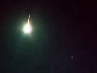 トルコやアルメニア上空で発光物体が空中爆発。その正体は！？