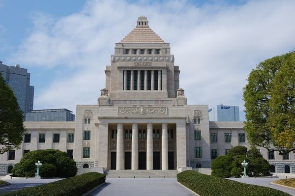 大学生が選挙に行くべき理由