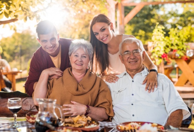 iStock_000066244619_Small