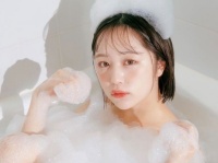 なえなの、全身泡まみれのショットを公開。かわいらしい写真の数々に「楽しかった」とコメント