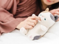 指をあま～く噛んでくれる感触を味わえる『甘噛みハムハム』が予約販売中