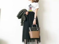 愛されカジュアルスタイルは、華やぎチュールスカートがポイント　＃東京365日コーデ