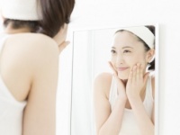 ウソorホント!?　彼氏に「すっぴんのほうがかわいい」と言われた心中・4選