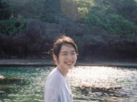 飯豊まりえ15周年記念写真集『かの日、』撮影／東京祐⒞小学館