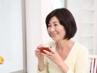 男はマザコン!?　「母親と似てる子」or「正反対の子」男性はどっちと結婚したい？
